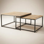 Lot de 2 tables basses gigognes carrées industrielles – Bois clair & métal noir 60/70 cm