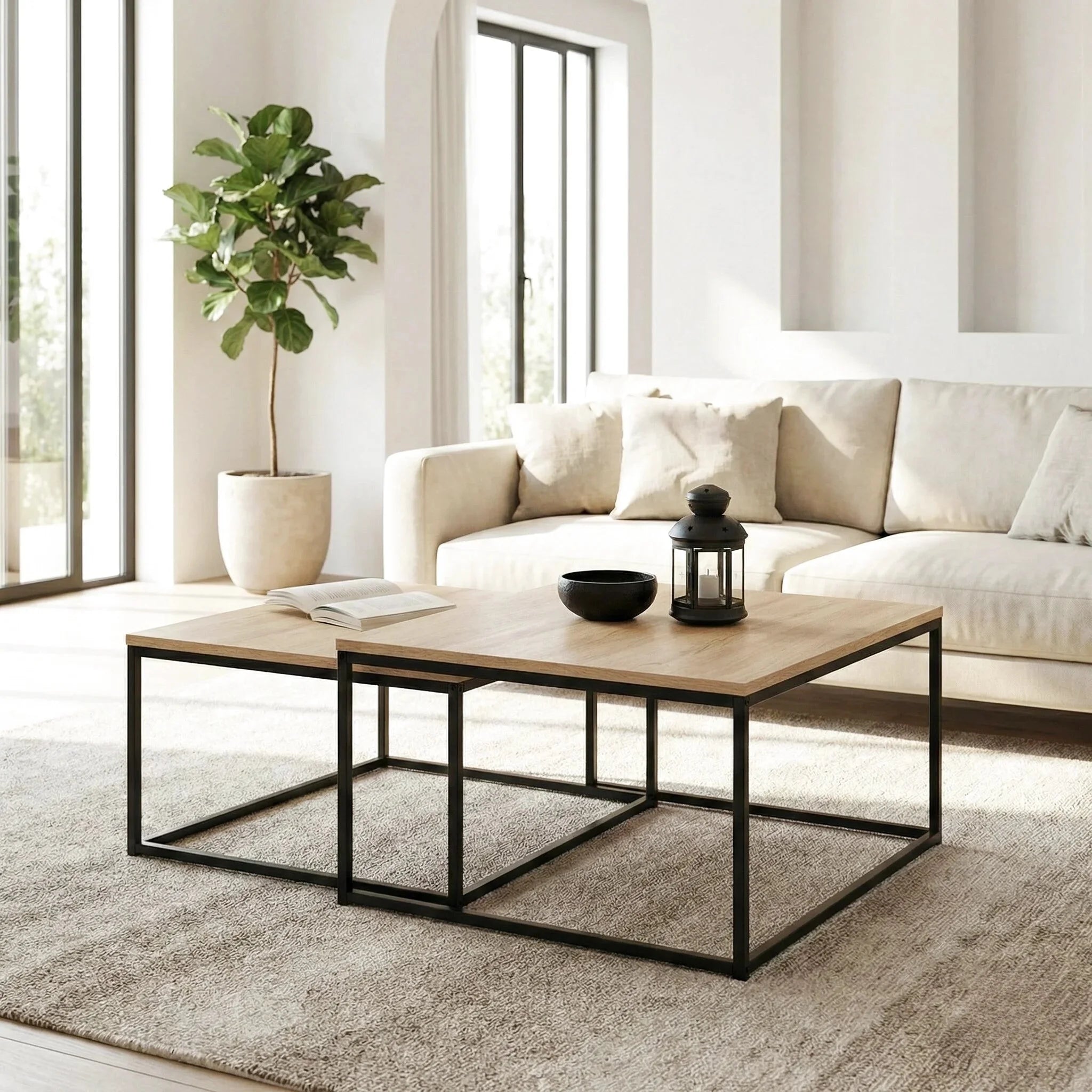 Lot de 2 tables basses gigognes carrées industrielles – Bois clair & métal noir 60/70 cm