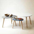 Lot de 3 tables basses gigognes scandinaves – Blanc & gris laqué avec pieds bois